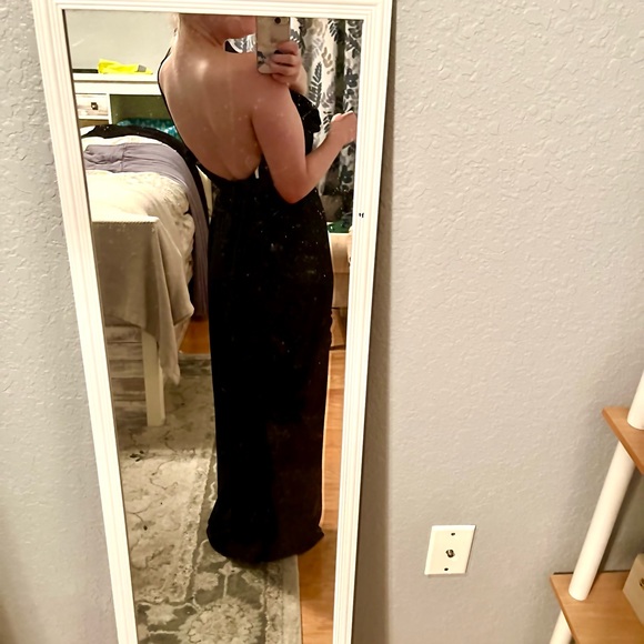 Max and Cleo Formal Gown- Size 2 - Picture 4 of 8